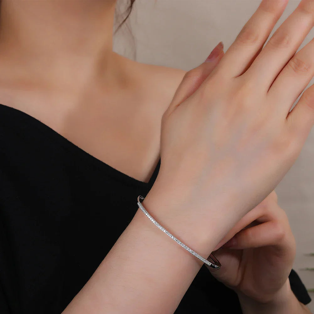 Vivence Silver Bangle with Gold Plating and Moissanites